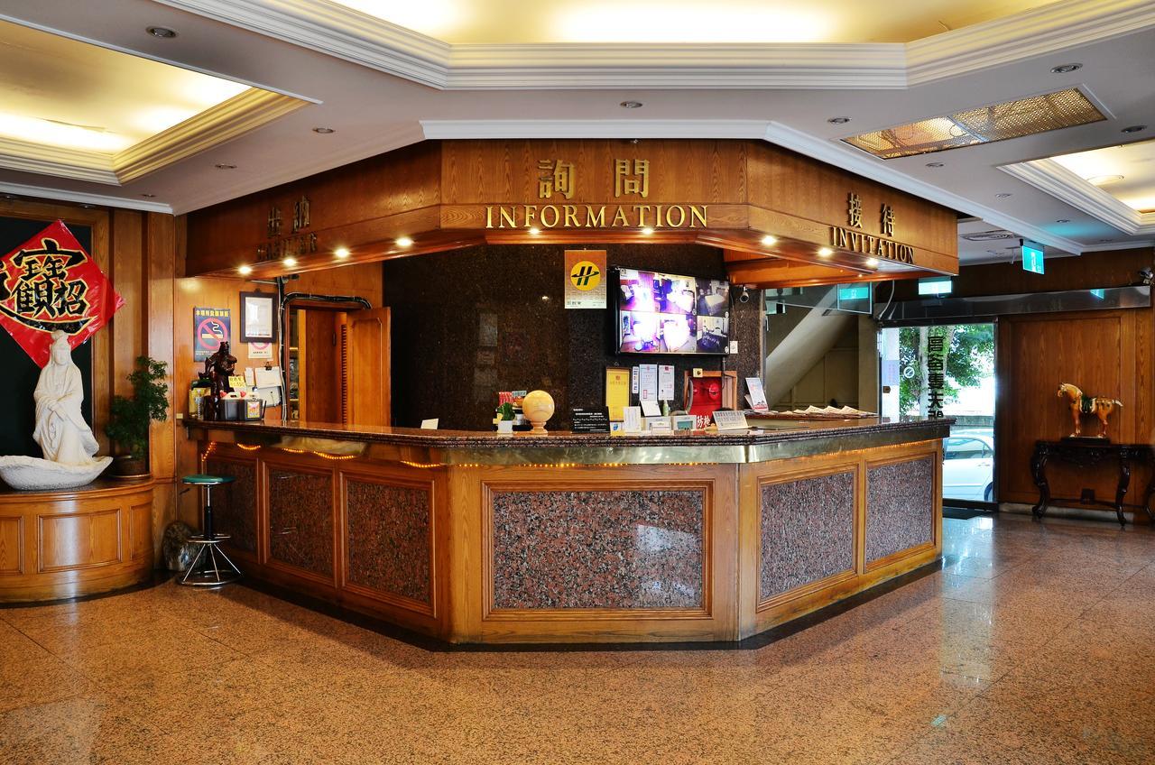 Family Hotel - Linsen Tainan Exterior foto